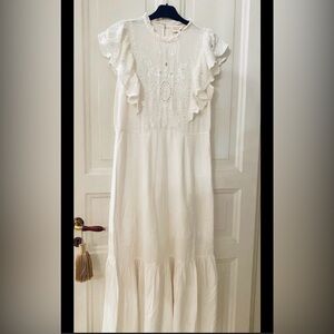 Elegant European White Ruffle Sleeveless Dress